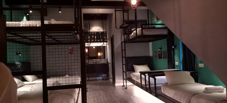 OYO 90899 马六甲图布酒店(OYO 90899 Tube Hotel Melaka)图片