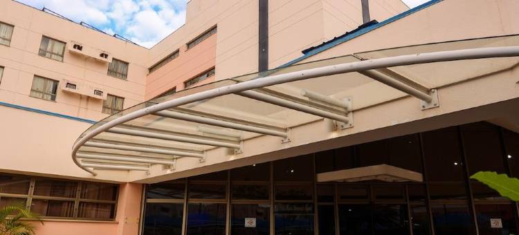 优必蓝的金色公园酒店(Hotel Golden Park Uberlandia by Nacional Inn)图片