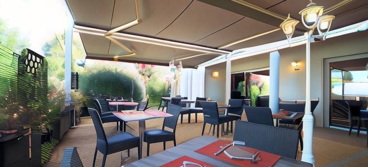 红磨坊舒适大酒店(Hôtel Grand Confort Le Moulin Rouge)图片