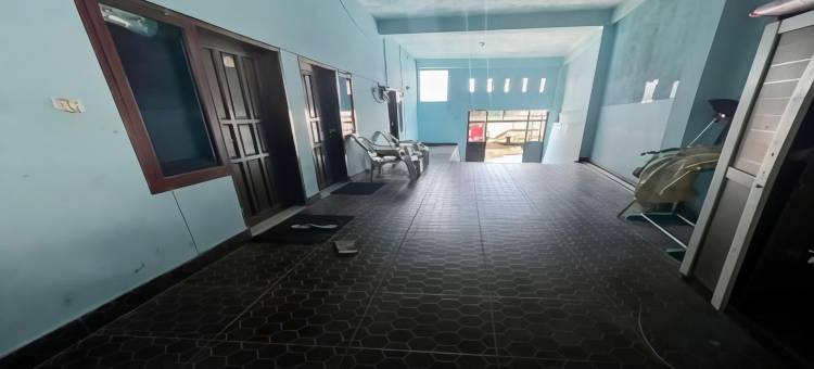 EXPRESS O 91669 阿梅尔公寓，靠近马蒂罗塔西公园(Express O 91669 Kost Amel Near Taman Mattirotasi)图片