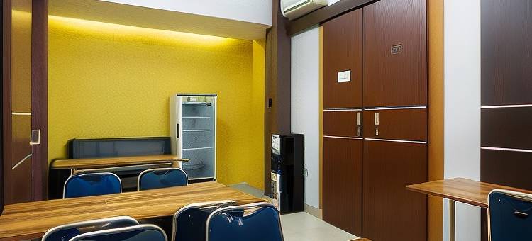 红多兹酒店-近查亚普拉港(RedDoorz Near Pelabuhan Jayapura)图片