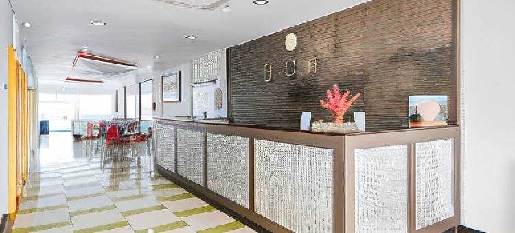 T-One酒店(RedDoorz Premium at Hotel T-One Jambi)图片