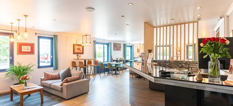 圣马克西姆尚蒂伊北基里亚德酒店(Kyriad Chantilly Nord - Saint-Maximin)图片