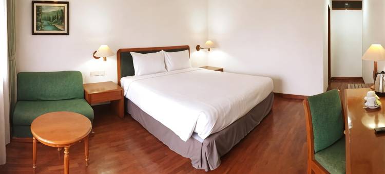 布罗莫格兰德威兹酒店(Grand Whiz Hotel Bromo)图片