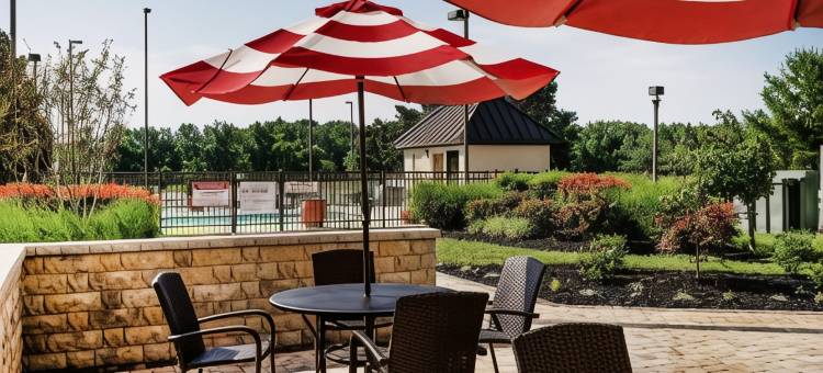 多佛尔欢朋酒店(Hampton Inn Dover)图片