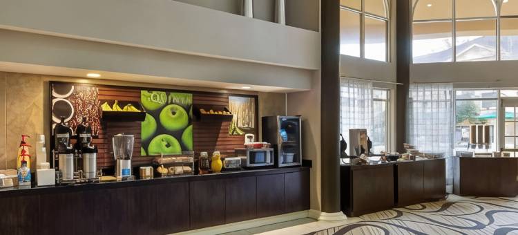 梅肯拉昆塔温德姆套房酒店(La Quinta Inn & Suites by Wyndham Macon)图片