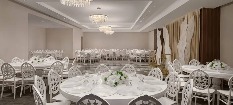 科尼亚卡拉泰温德姆华美达安可酒店(Ramada Encore by Wyndham Konya Karatay)图片