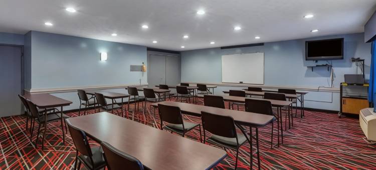 品质酒店-奥斯汀镇-扬斯敦西部(Quality Inn Austintown-Youngstown West)图片