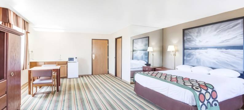 米切尔速8酒店(Super 8 by Wyndham Mitchell)图片