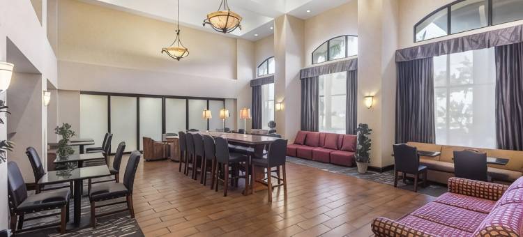 希尔顿欢朋套房酒店-洛戴(Hampton Inn & Suites Lodi)图片