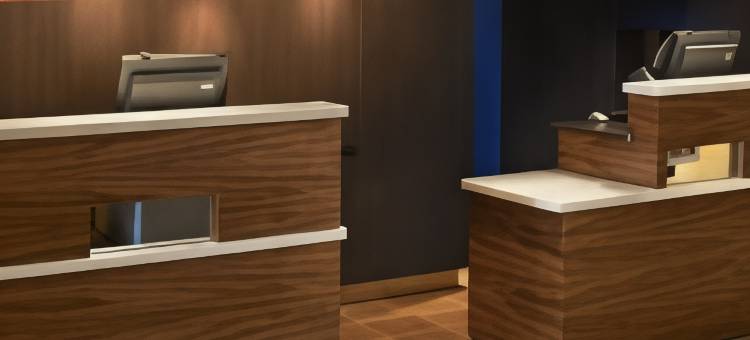 辛辛那提卡温顿万怡酒店(Courtyard Cincinnati Covington)图片