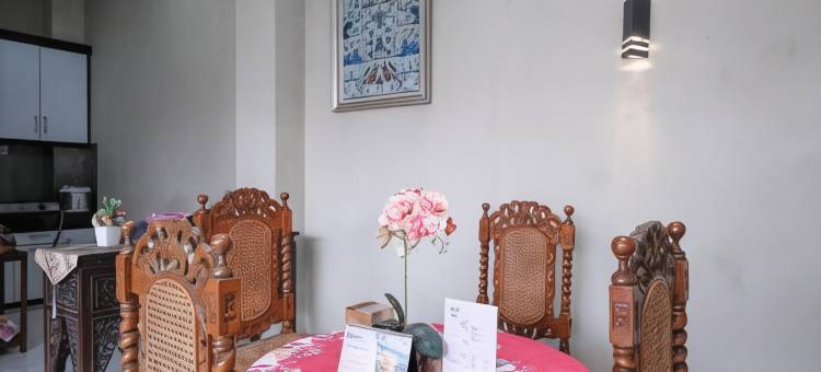 日惹格拉明吉兰民宿-红门酒店合作(Grha Minggiran Homestay Yogyakarta Mitra RedDoorz)图片