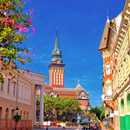 塞尔维亚+波黑+黑山+扎布利亚克9日8晚私家团