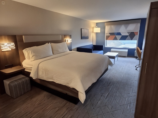 锡林斯格罗夫智选假日酒店