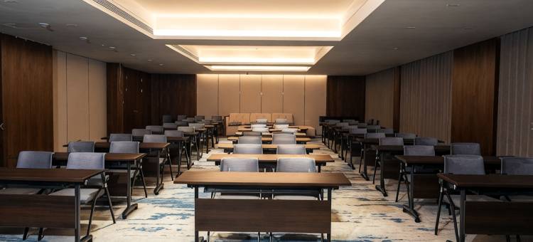 朱鹮度假酒店(华阳景区店)图片