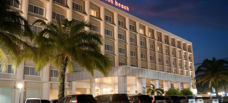 潘格兰海滩酒店(Pangeran Beach Hotel)图片