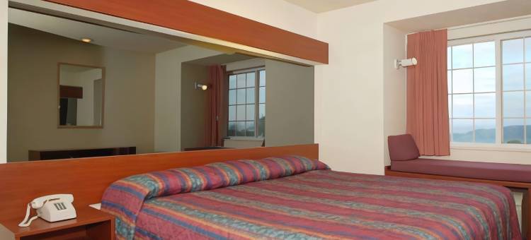 圣克莱尔旅馆及套房(St Clair Inn and Suites)图片
