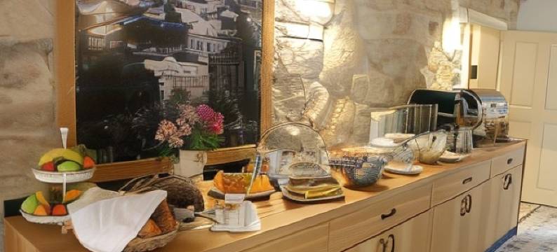 白色百合酒店(Hotel At the White Lily)图片