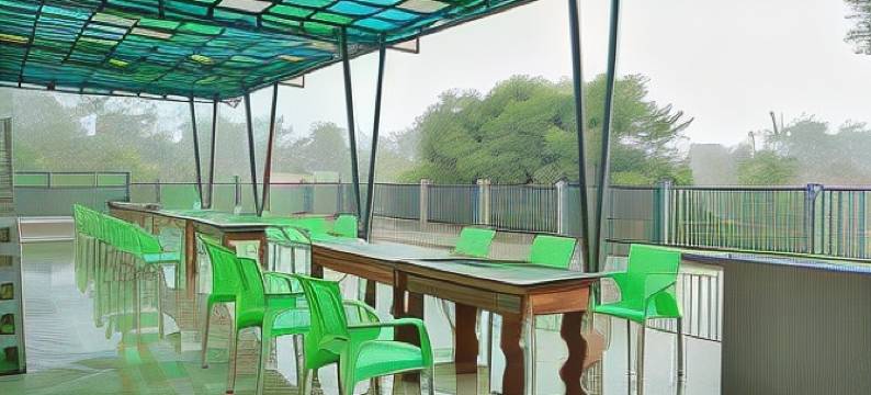 布米奇博莱德米特拉红门酒店-靠近帕穆利汉收费站(Bumi Ciboled Mitra RedDoorz Near Gerbang Tol Pamulihan)图片