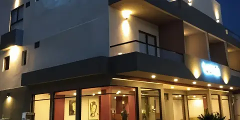 卡維亞盧瑪酒店