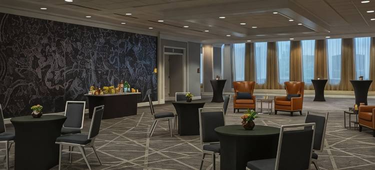 哥伦布市中心万丽酒店(Renaissance Columbus Downtown Hotel)图片