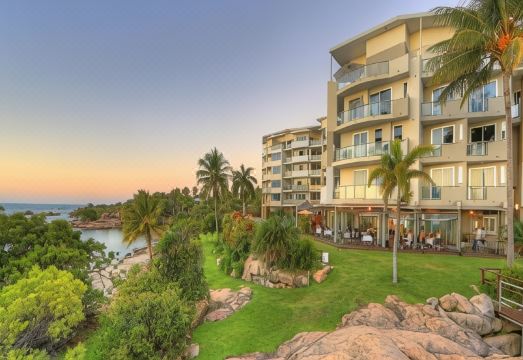 Coral Cove Apartments - Absolute Beachfront Resort Bowen Hotel Overview