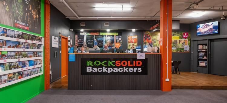 坚硬岩石背包客酒店(Rock Solid Backpackers Rotorua)图片