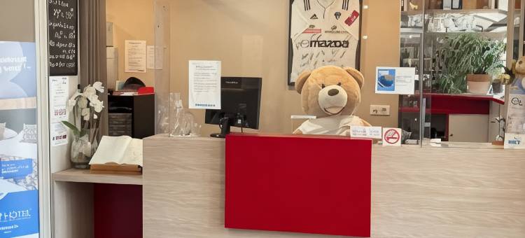 拉盖拉尔德布里特布利维酒店(Brit Hotel Brive la Gaillarde - Restaurant la Limousine)图片