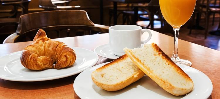 阿尔卡里雅酒店(Hotel Alcarria)图片