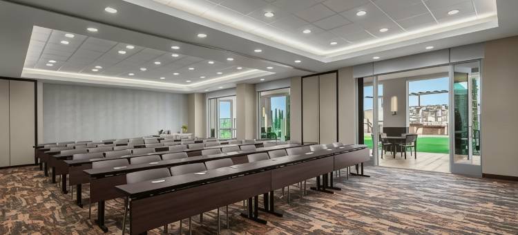 丘拉维斯塔东湖万豪春丘酒店(SpringHill Suites Chula Vista Eastlake)图片