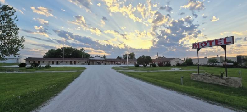 沙人汽车旅馆(OYO Sandman Inn)图片