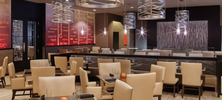 希尔顿堪萨斯城机场酒店(Hilton Kansas City Airport)图片