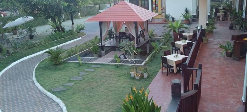 庄园度假村(The Manor Beach Resort Besut)图片