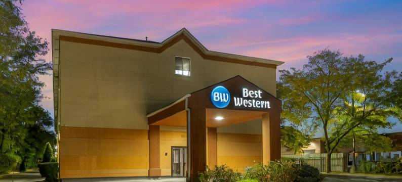 德斯普兰斯贝斯特韦斯特酒店(Best Western des Plaines Inn)图片