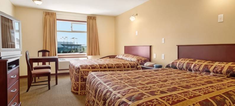 萨斯喀彻温堡速8酒店(Super 8 by Wyndham Fort Saskatchewan)图片