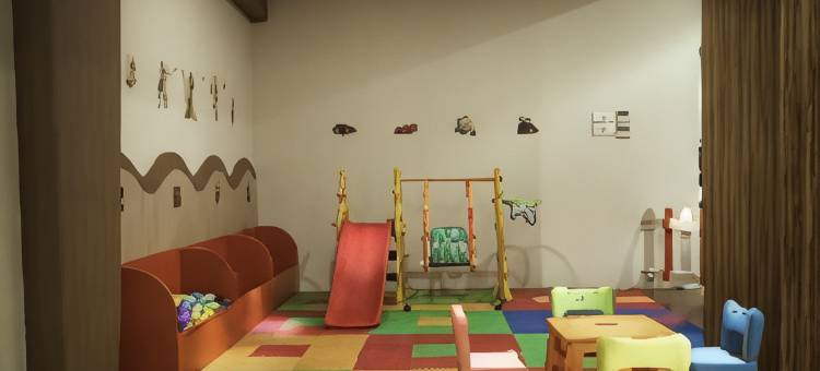 日惹马里奥波罗卡文顿酒店(Cavinton Hotel Malioboro Yogyakarta)图片