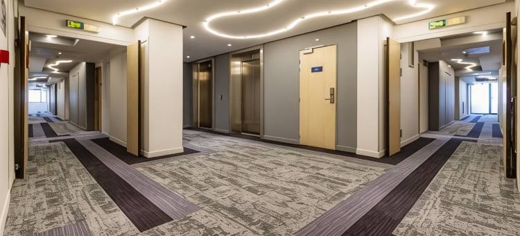 亚维侬TGV 火车站美居酒店(Mercure Avignon TGV Hotel et Spa)图片