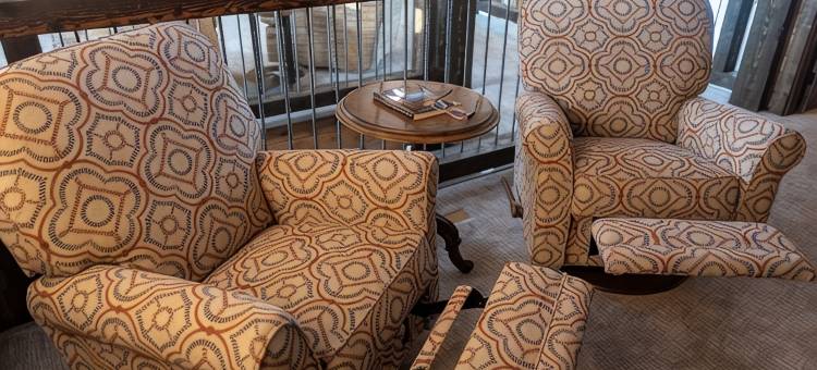 All-Season Luxury Mtn Retreat @ Lake w/ Hot Tub, Sauna & Near Hiking Trails, Ynp图片