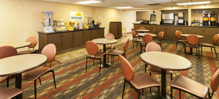 德卢斯湖畔漫步戴斯酒店(Days Inn by Wyndham Duluth Lakewalk)图片