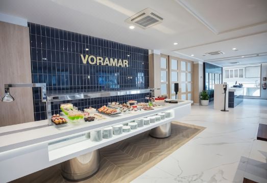 Hotel Voramar Hotel Overview