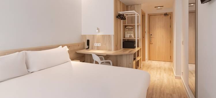 民宿酒店马德里卡拉班切尔(B&B HOTEL Madrid Carabanchel)图片