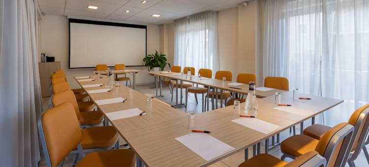 欧巴涅北奥希坦酒店 - 原创精品酒店(The Originals Boutique, Hotel l'Occitan, Aubagne)图片