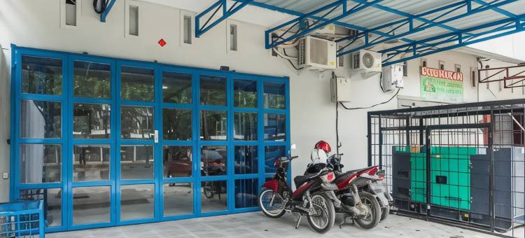 红多兹酒店-近棉兰曼哈顿广场(RedDoorz Near Manhattan Square Medan)图片