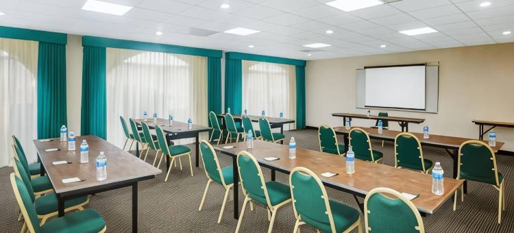 德里奥戴斯酒店(Days Inn by Wyndham Del Rio)图片