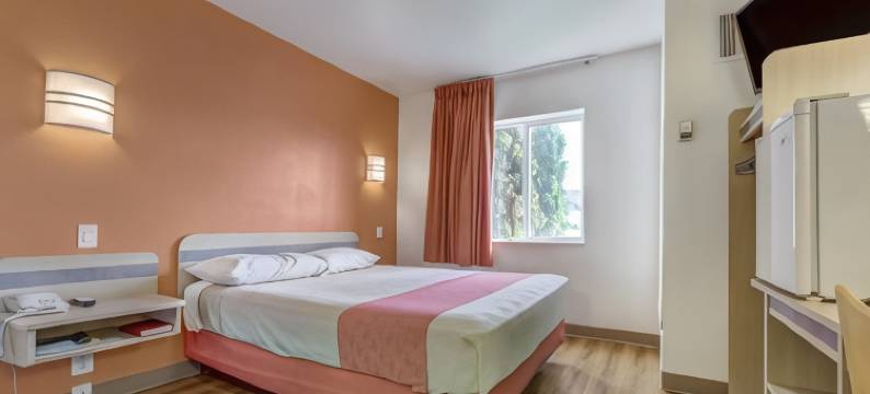 奥勒冈罗斯堡 6 号汽车旅馆(Motel 6 Roseburg, or)图片