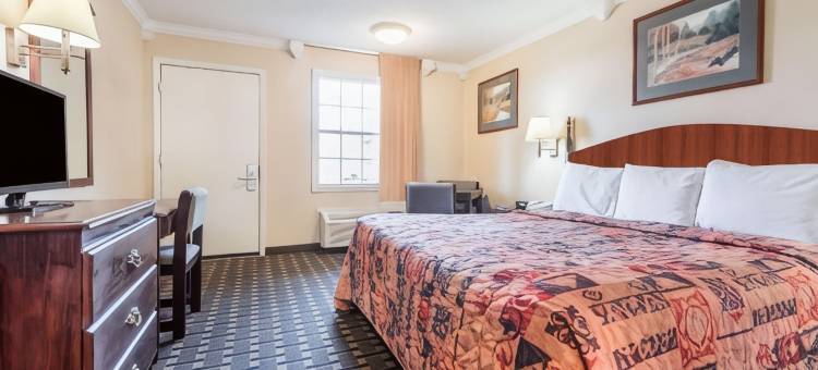 格林维尔骑士酒店(Knights Inn Greenville, TX)图片