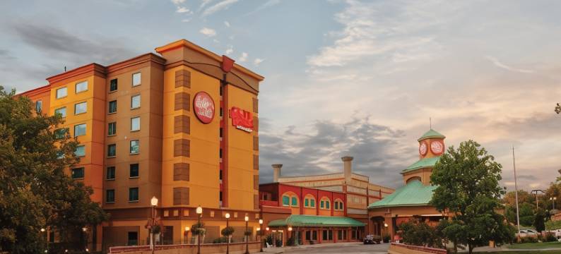 布恩维尔的卡普里岛娱乐场酒店 - 凯撒奖励计划的凯悦悠选(Isle of Capri Boonville- A Caesars Rewards Destination)图片