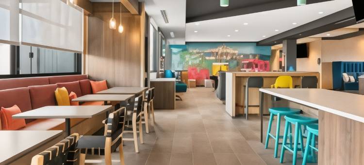 俄勒冈波特兰机场希尔顿Tru酒店(Tru by Hilton Portland Airport)图片