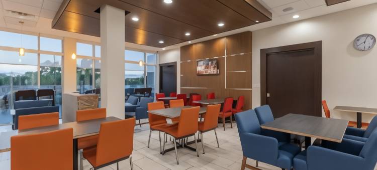 Holiday Inn Express & Suites San Marcos South图片