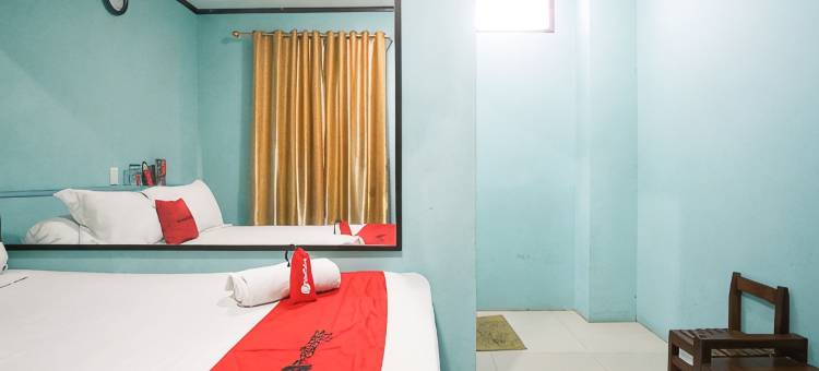 红门附近的米基假日富兰贝拉斯塔吉(RedDoorz Near Mikie Holiday Funland Berastagi)图片